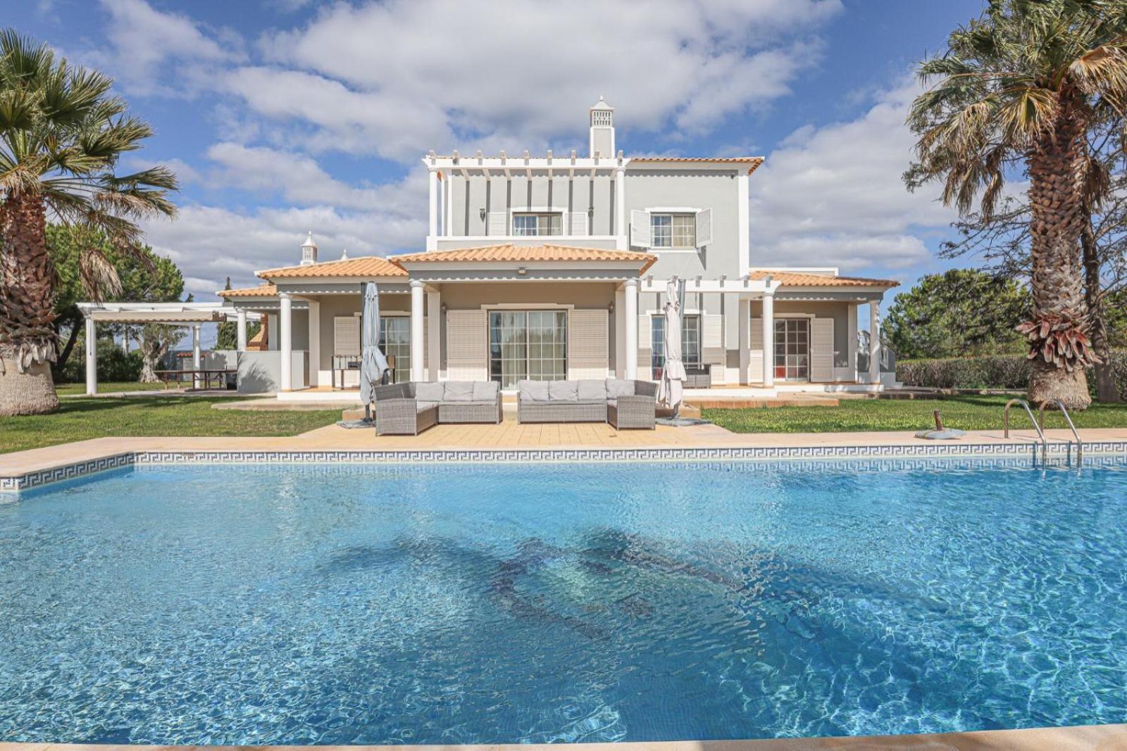 Villa Loane - Swimming Pool - By Bedzy Sao Lourenco  Eksteriør billede